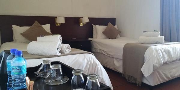 Botrivier Hotel Ngoại thất bức ảnh